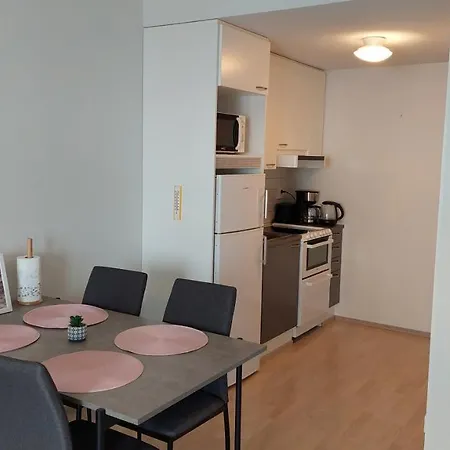 In The Location In Town And Free Parking Kotimaailma Apartmán *