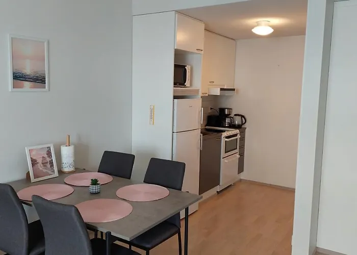 In The Location In Town And Free Parking Kotimaailma Apartamento *